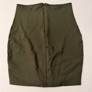 Olive Green Women's Skirt Size S‎